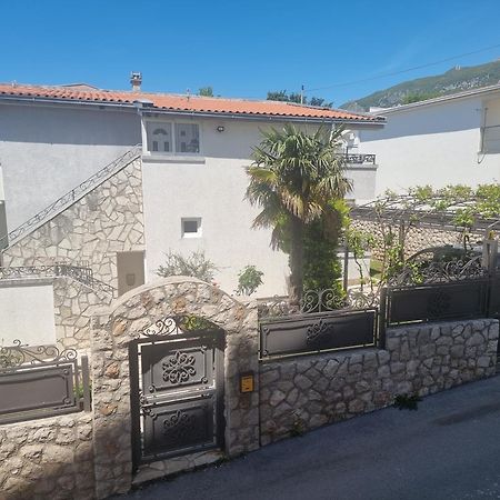 Apartmani Mina Bar Bagian luar foto
