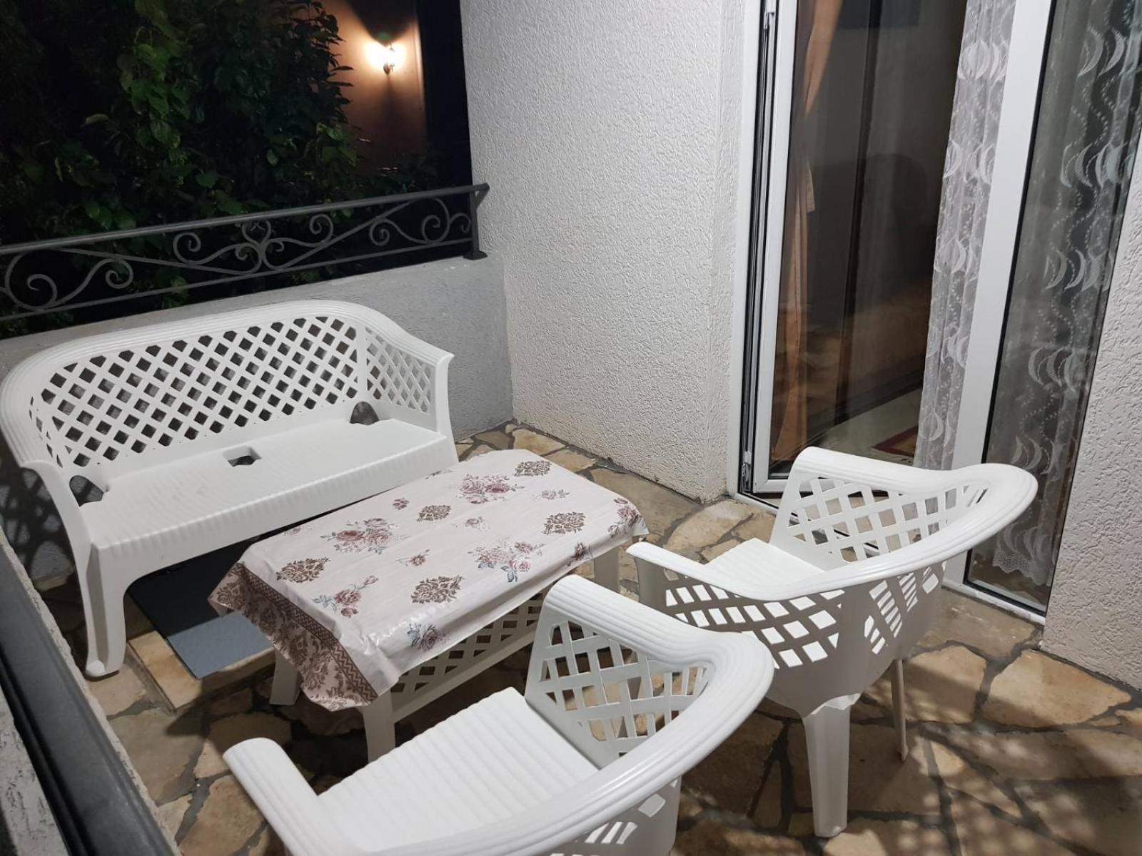 Apartmani Mina Bar Bagian luar foto
