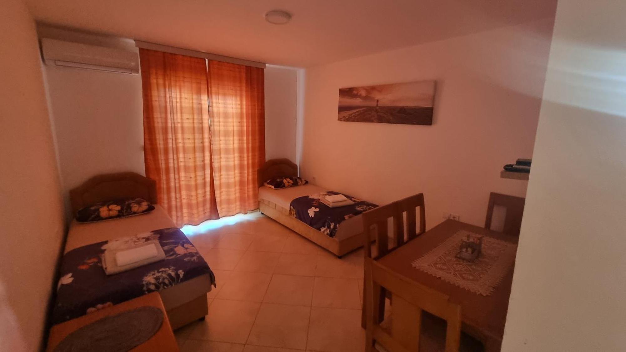 Apartmani Mina Bar Bagian luar foto