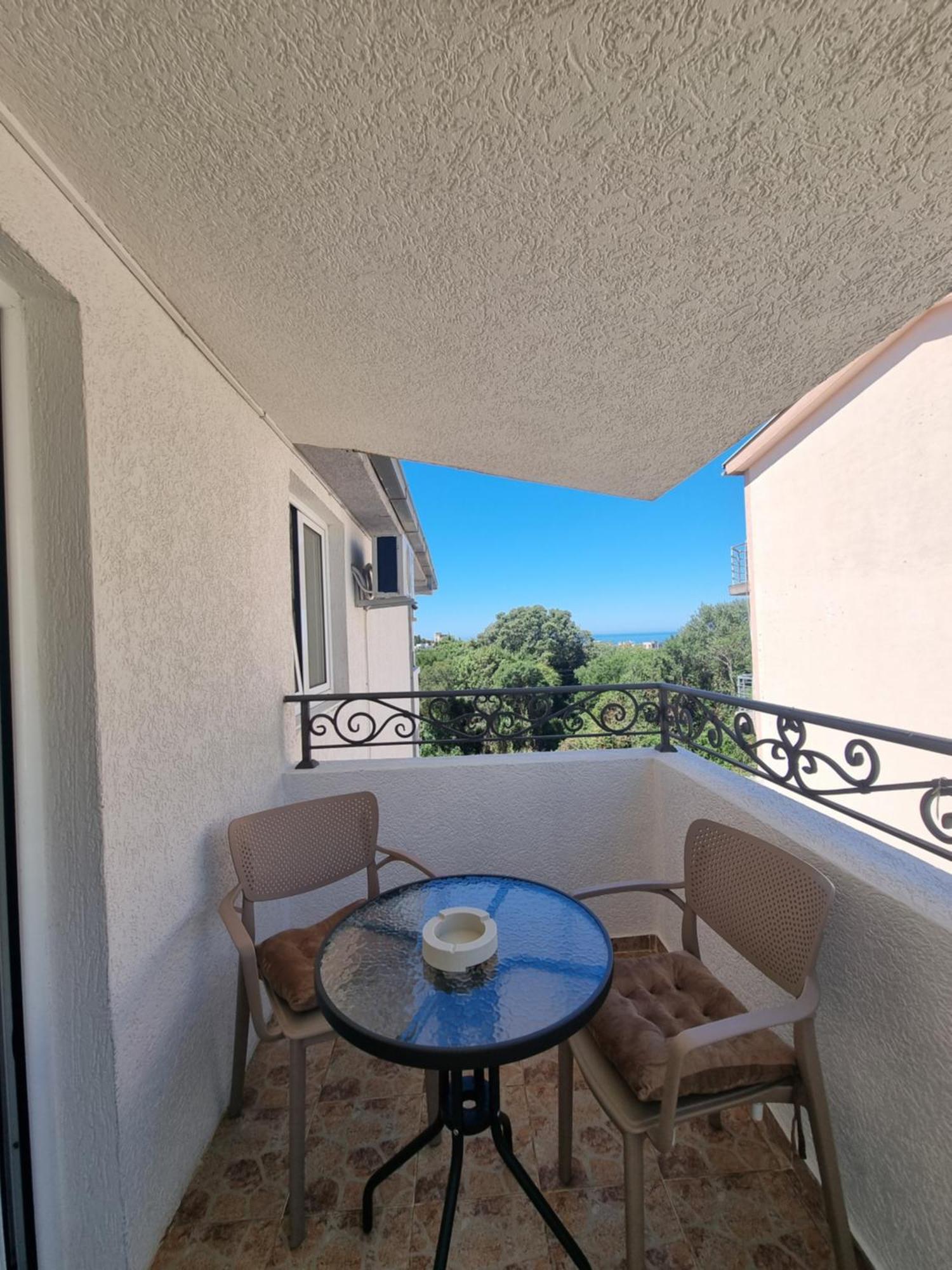 Apartmani Mina Bar Bagian luar foto